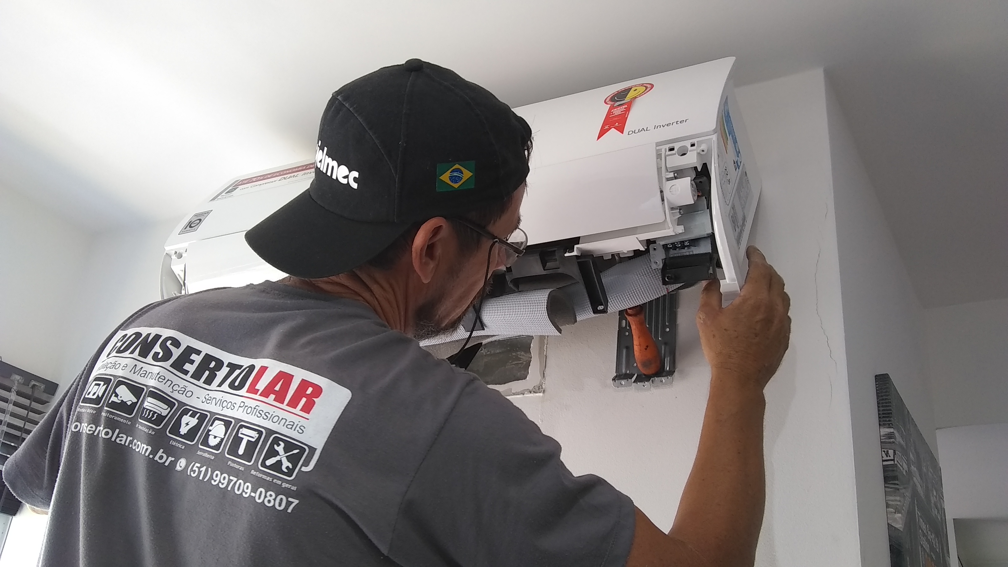 Consertolar-Instalação-e-Manutenção-de-Ar-condicionado-em-Porto-Alegre Instalador de ar condicionado split