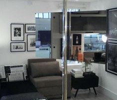 svg+xml,%3Csvg%20xmlns%3D%22http%3A%2F%2Fwww.w3 Suporte TV Piso ao Teto