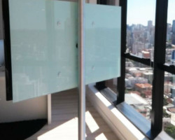 svg+xml,%3Csvg%20xmlns%3D%22http%3A%2F%2Fwww.w3 Suporte TV Piso ao Teto